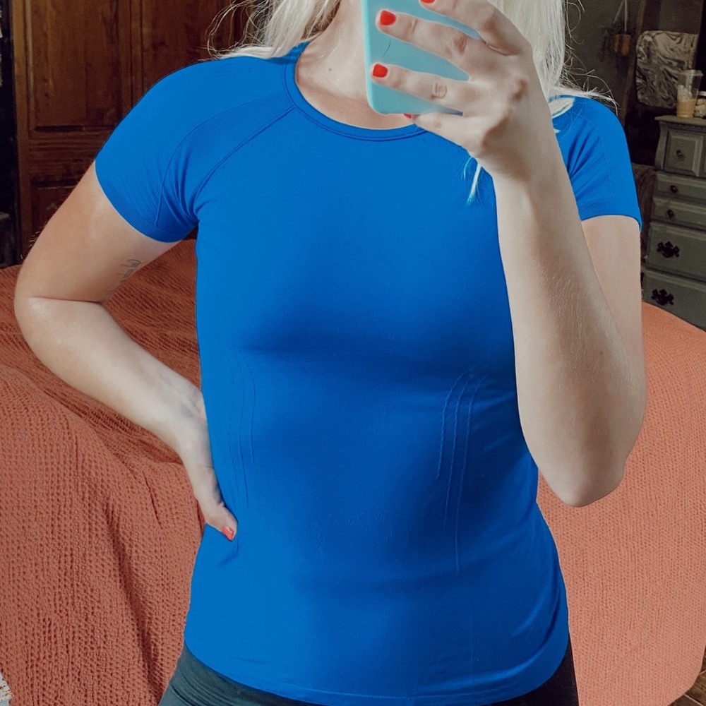 Athleta Girls Tee